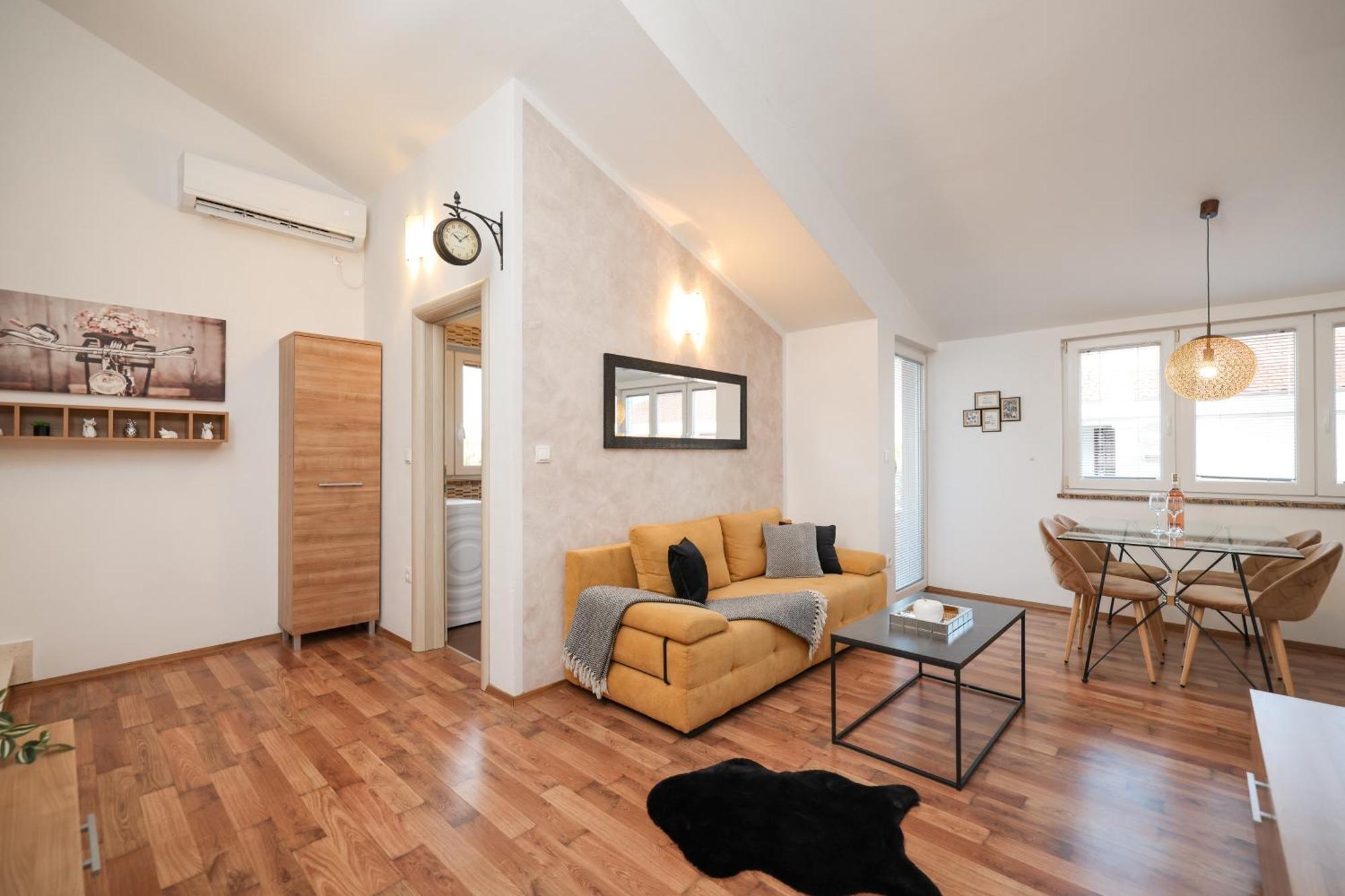 Apartments Anita Нин Экстерьер фото