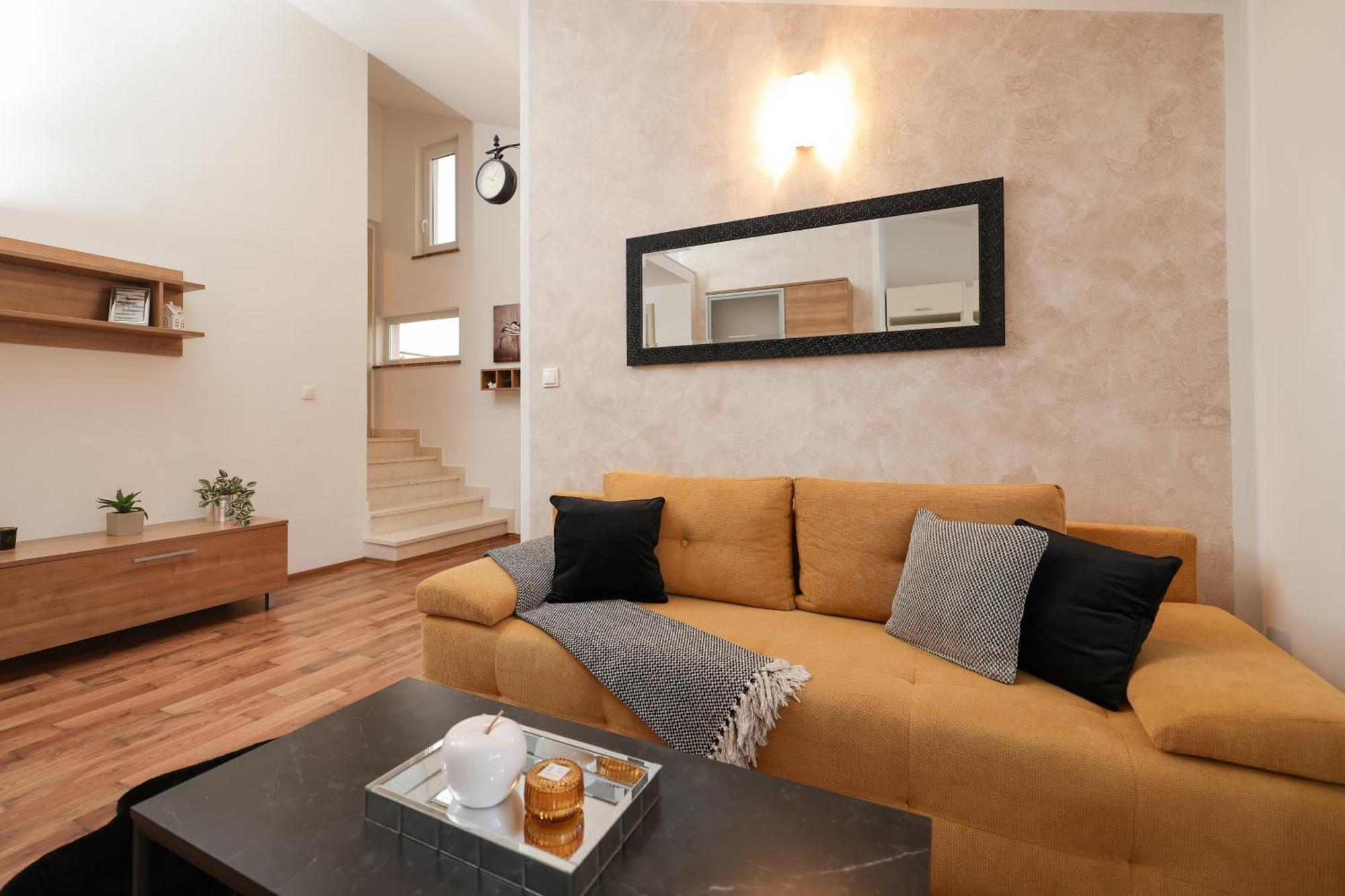 Apartments Anita Нин Экстерьер фото