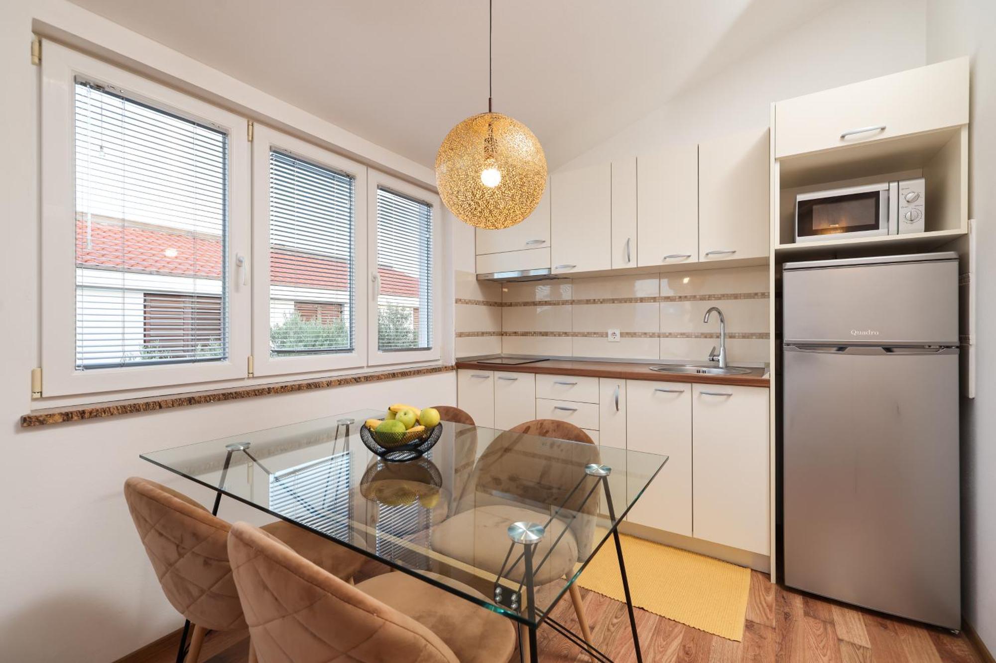 Apartments Anita Нин Экстерьер фото