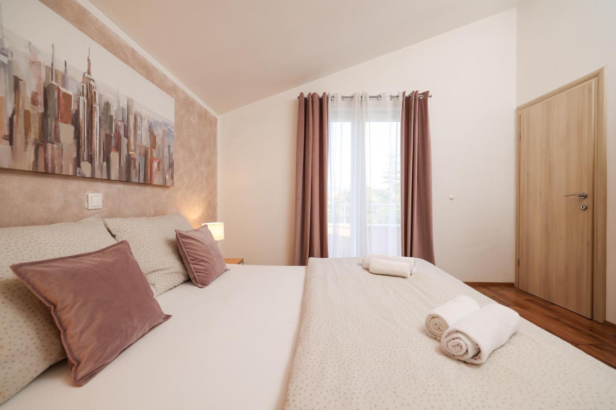 Apartments Anita Нин Экстерьер фото
